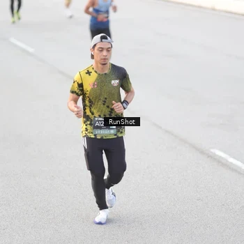 Runner Photo 6813067