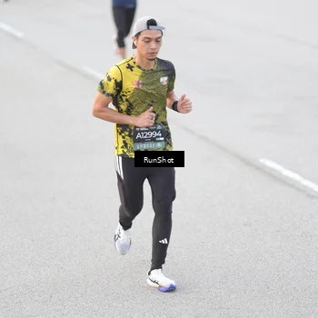 Runner Photo 6813072