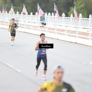 Runner Photo 6813073