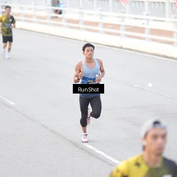 Runner Photo 6813082