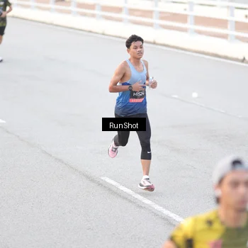 Runner Photo 6813086