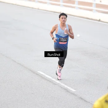 Runner Photo 6813088