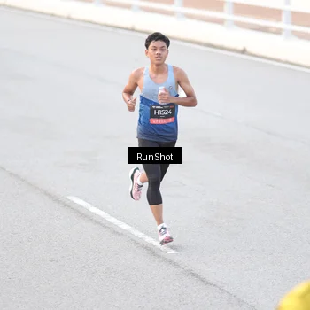 Runner Photo 6813092