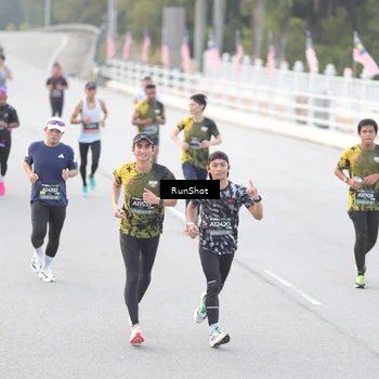 Runner Photo 6813100
