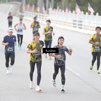 Runner Photo 6813104