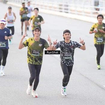 Runner Photo 6813123