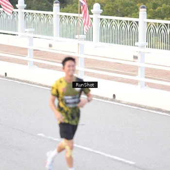 Runner Photo 6813129