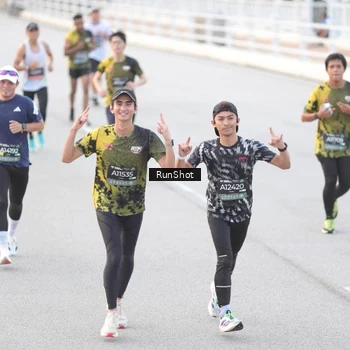 Runner Photo 6813130