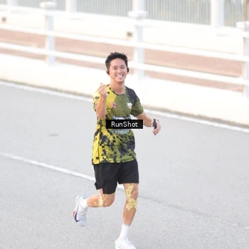 Runner Photo 6813136