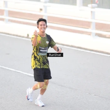 Runner Photo 6813148