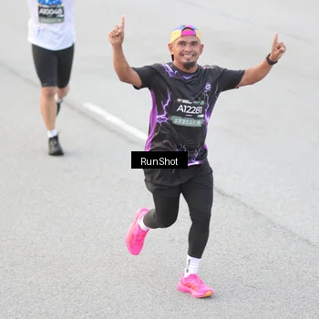 Runner Photo 6813192