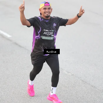Runner Photo 6813203