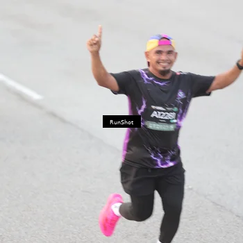 Runner Photo 6813204