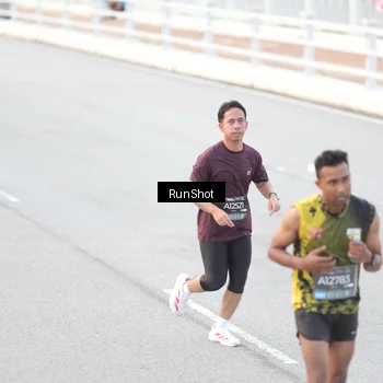 Runner Photo 6813240