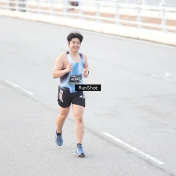 Runner Photo 6813275