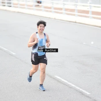 Runner Photo 6813277