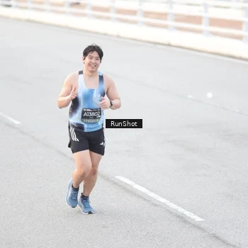 Runner Photo 6813284