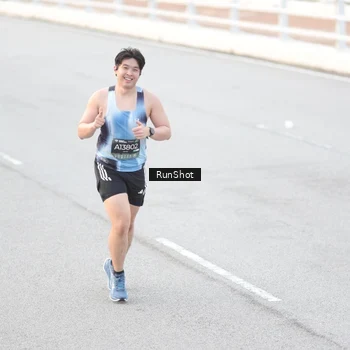 Runner Photo 6813293