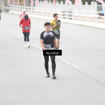 Runner Photo 6813334