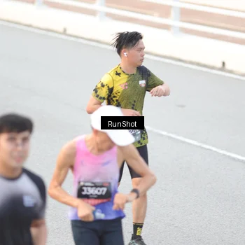 Runner Photo 6813344