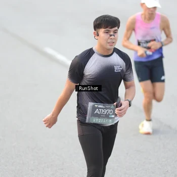 Runner Photo 6813357