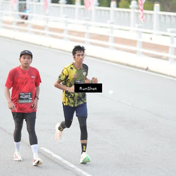 Runner Photo 6813372
