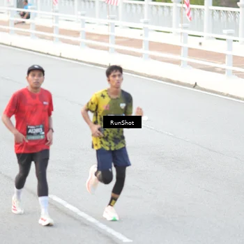 Runner Photo 6813374