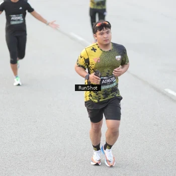 Runner Photo 6813391