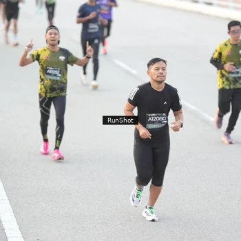 Runner Photo 6813401