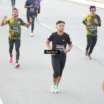 Runner Photo 6813403