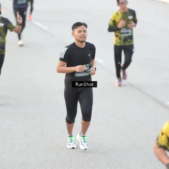 Runner Photo 6813407