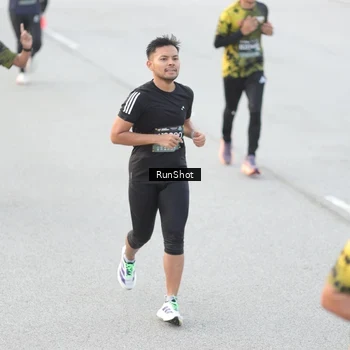 Runner Photo 6813422