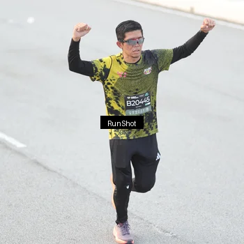 Runner Photo 6813440