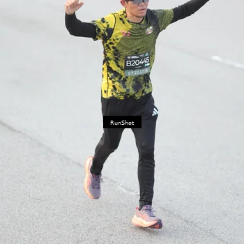 Runner Photo 6813444