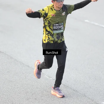 Runner Photo 6813447