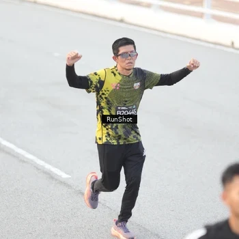 Runner Photo 6813471