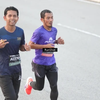 Runner Photo 6813476