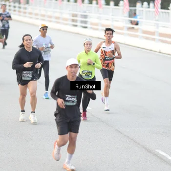 Runner Photo 6813500