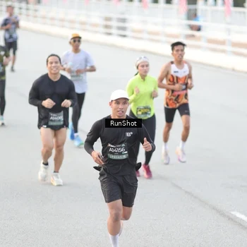 Runner Photo 6813501