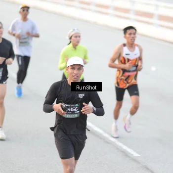 Runner Photo 6813511