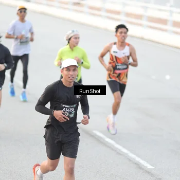 Runner Photo 6813512