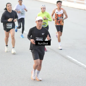 Runner Photo 6813516