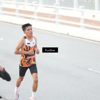 Runner Photo 6813519