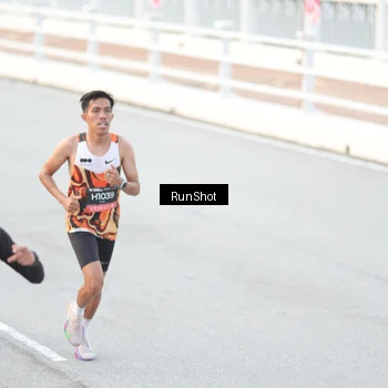 Runner Photo 6813528