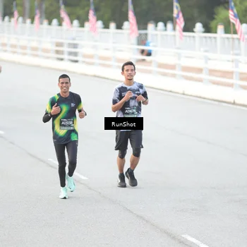 Runner Photo 6813568