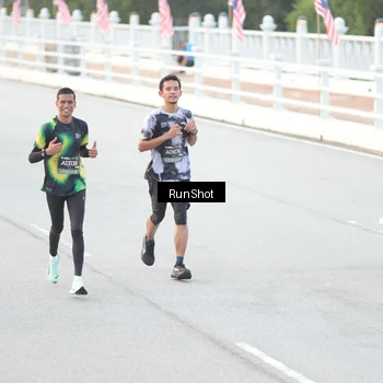 Runner Photo 6813570