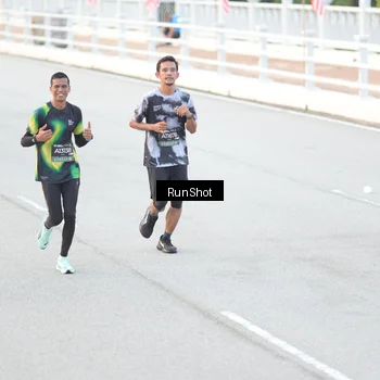 Runner Photo 6813573
