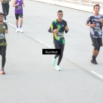 Runner Photo 6813579