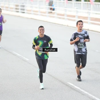 Runner Photo 6813584