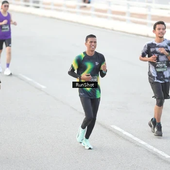 Runner Photo 6813588